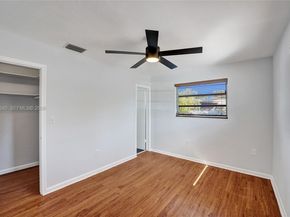 7601 Farragut St, Hollywood FL 33024