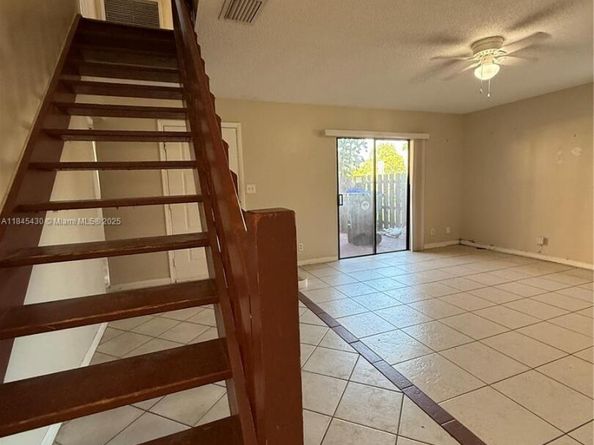 109 San Remo Blvd, North Lauderdale FL 33068