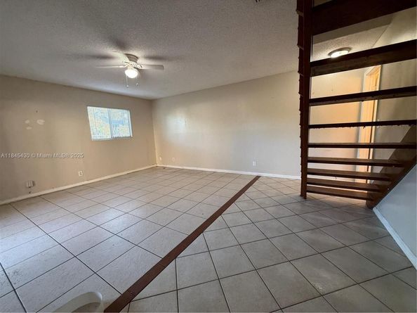 109 San Remo Blvd, North Lauderdale FL 33068