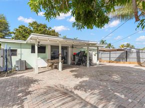 1018 S C St, Lake Worth FL 33460