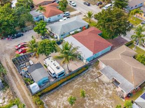 1018 S C St, Lake Worth FL 33460