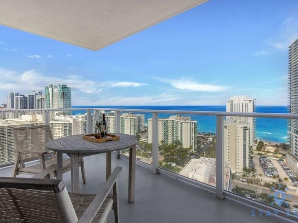4010 S Ocean Dr R2001, Hollywood FL 33019