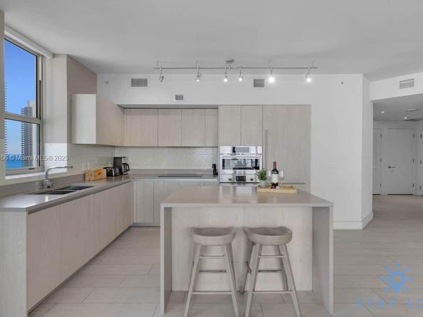 4010 S Ocean Dr R2001, Hollywood FL 33019