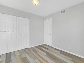 6832 S Palmetto Cir S 201, Boca Raton FL 33433