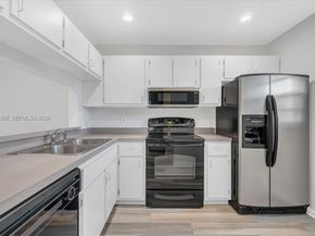 6832 S Palmetto Cir S 201, Boca Raton FL 33433