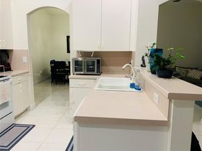 1235 NW 144th Ave, Pembroke Pines FL 33028