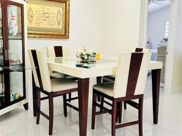 1235 NW 144th Ave, Pembroke Pines FL 33028