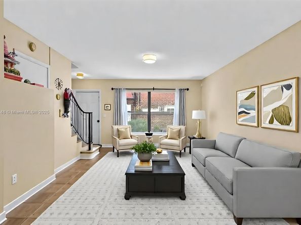 2580 NW 52nd Ave C16, Lauderhill FL 33313