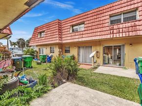 2580 NW 52nd Ave C16, Lauderhill FL 33313