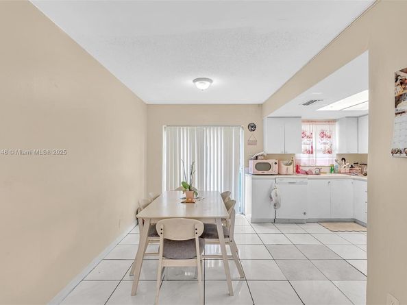 2580 NW 52nd Ave C16, Lauderhill FL 33313