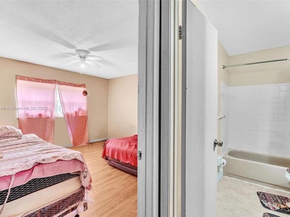 2580 NW 52nd Ave C16, Lauderhill FL 33313