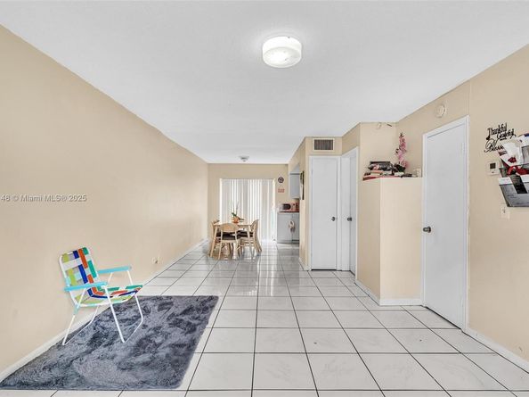 2580 NW 52nd Ave C16, Lauderhill FL 33313