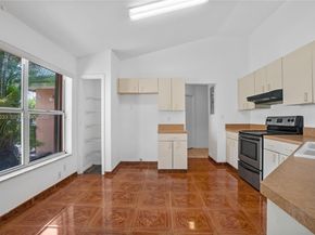 18825 NW 52nd Ct, Miami Gardens FL 33055