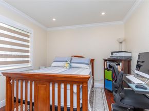 1433 Sabal Trl, Weston FL 33327