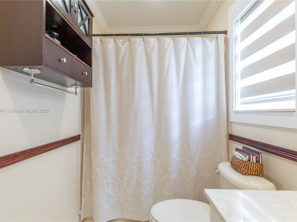 1433 Sabal Trl, Weston FL 33327