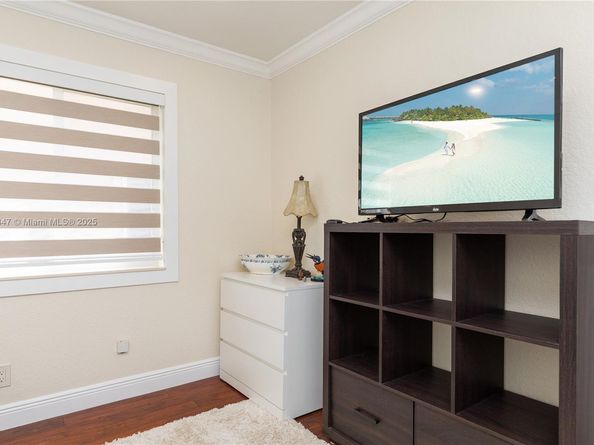 1433 Sabal Trl, Weston FL 33327