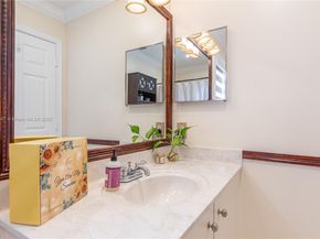 1433 Sabal Trl, Weston FL 33327