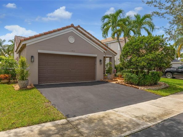 1433 Sabal Trl, Weston FL 33327