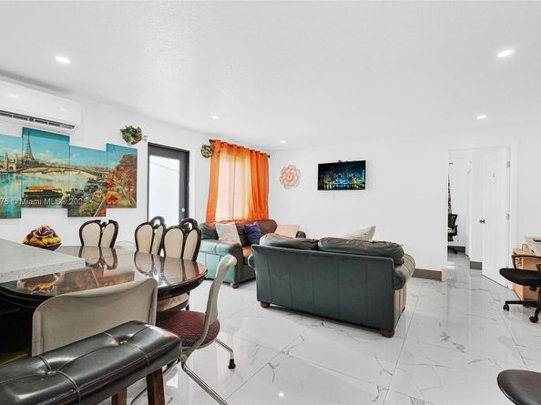 1490 NE 147th St, Miami FL 33161
