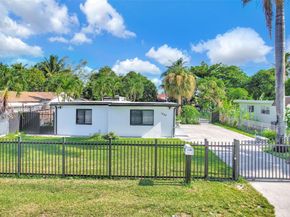 1490 NE 147th St, Miami FL 33161