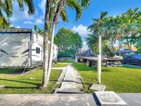 1490 NE 147th St, Miami FL 33161