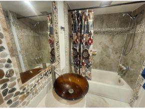 1175 NE Miami Gardens Dr 703, Miami FL 33179