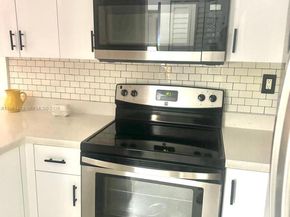 755 SW 6th St 6, Miami FL 33130