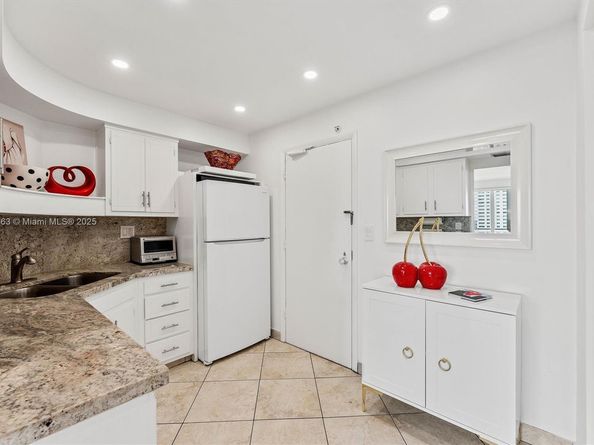 3333 NE 34th St 914, Fort Lauderdale FL 33308