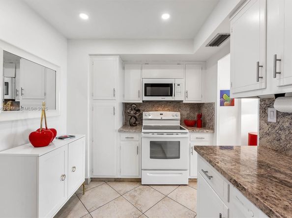 3333 NE 34th St 914, Fort Lauderdale FL 33308