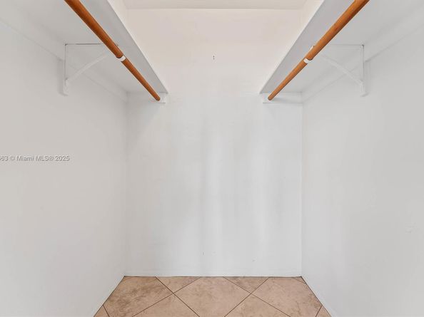 3333 NE 34th St 914, Fort Lauderdale FL 33308