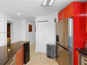 10 Aragon Ave 706, Coral Gables FL 33134