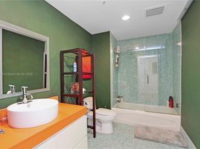10 Aragon Ave 706, Coral Gables FL 33134
