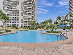 19101 Mystic Pointe Dr LPH9, Aventura FL 33180