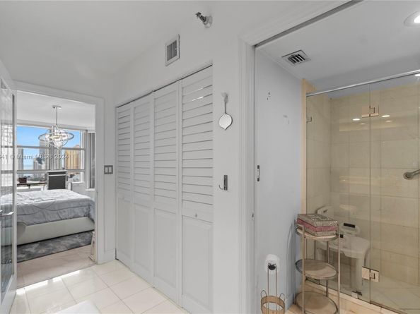 19101 Mystic Pointe Dr LPH9, Aventura FL 33180