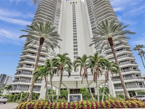 19101 Mystic Pointe Dr LPH9, Aventura FL 33180