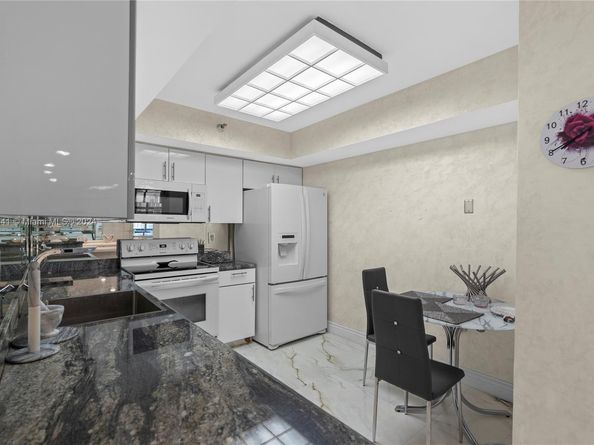 19101 Mystic Pointe Dr LPH9, Aventura FL 33180