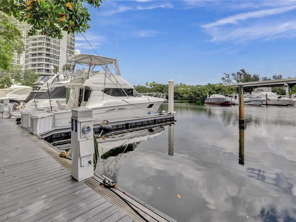 19101 Mystic Pointe Dr LPH9, Aventura FL 33180