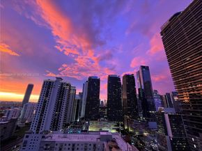 1111 SW 1st Ave 2721N, Miami FL 33130