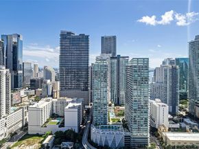 1111 SW 1st Ave 2721N, Miami FL 33130