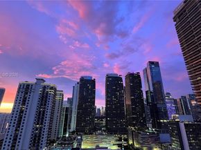 1111 SW 1st Ave 2721N, Miami FL 33130