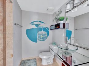 350 S Miami Ave 1703, Miami FL 33130
