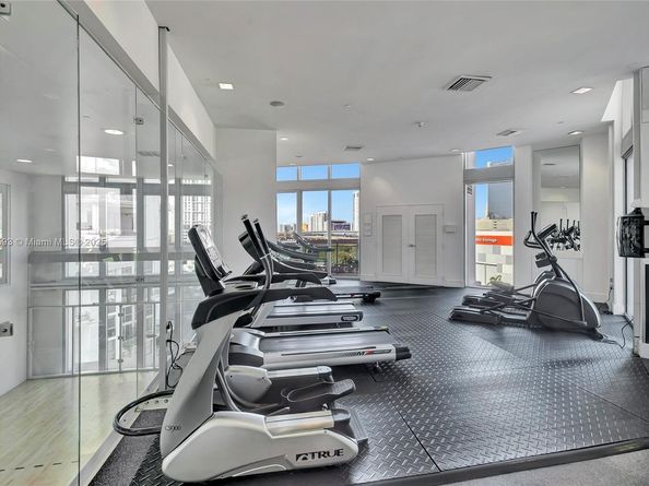 350 S Miami Ave 1703, Miami FL 33130