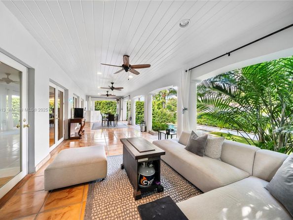 725 Vilabella Ave, Coral Gables FL 33146