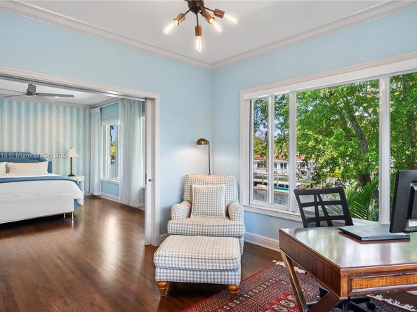 725 Vilabella Ave, Coral Gables FL 33146