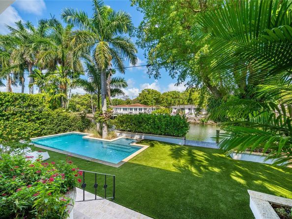 725 Vilabella Ave, Coral Gables FL 33146