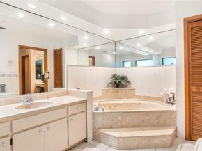 10123 Vestal Ct, Coral Springs FL 33071