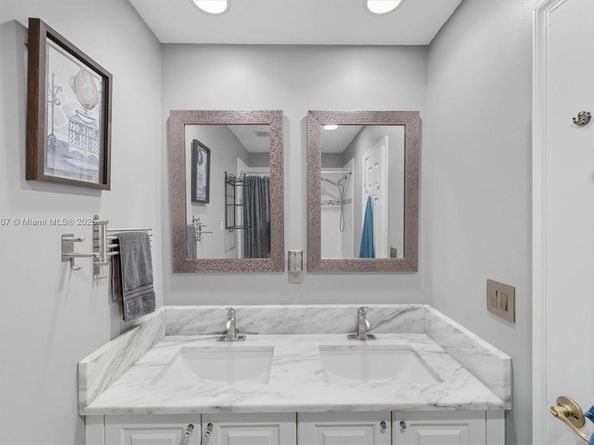 11762 NW 47th Dr, Coral Springs FL 33076