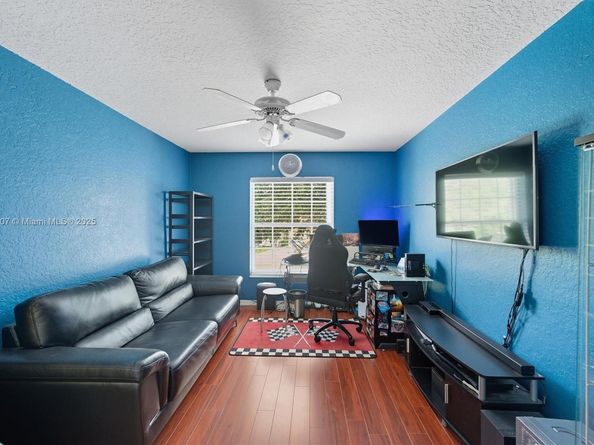 11762 NW 47th Dr, Coral Springs FL 33076