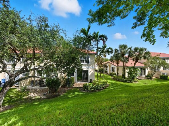 11762 NW 47th Dr, Coral Springs FL 33076