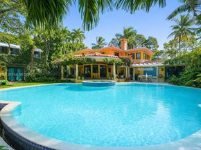 2050 Alton Rd, Miami Beach FL 33140